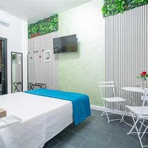 Le Regine - Home Suites - Adult Only